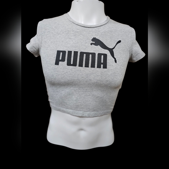 Women's PUMA Gray Cropped‎ T-Shirt Size Small - Picture 1 of 5